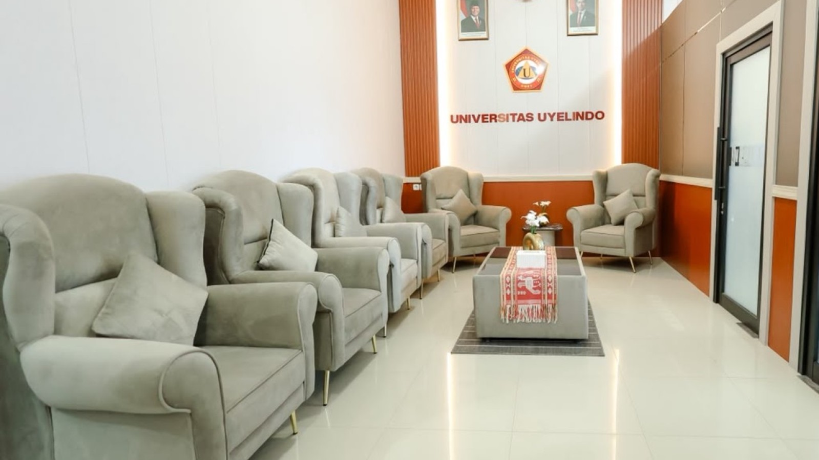 Foto Ruangan Wakil Rektor
